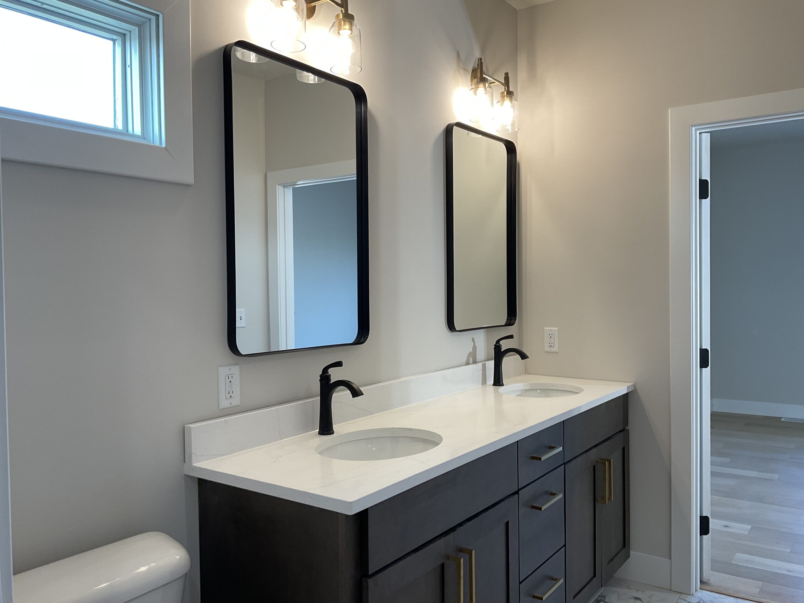 Master Bathroom with adaptable sink